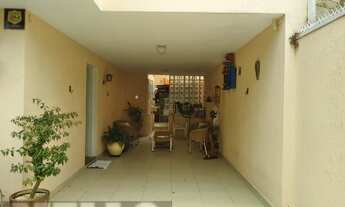 Imagem 6: Sobrado para venda com 200 metros quadrados com 3 quartos