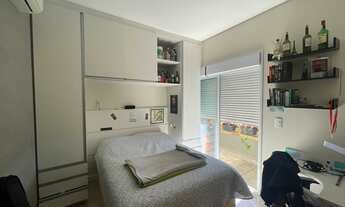 Imagem 6: Casa de condomínio sobrado para venda possui 390 metros quadrados com 5 quartos