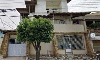 Imagem: Casa com 4 dormitórios à venda, 240 m²