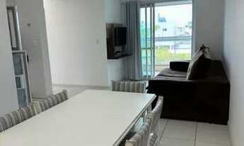 Imagem 5: Apto mobiliado com 02 suítes de casal com ar, armário embutido, bwcs completos, sala em L