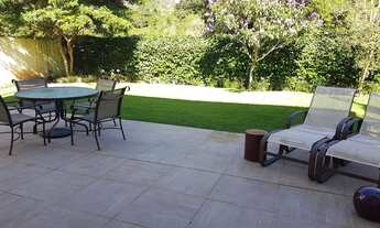 Imagem 5: Casa de condomínio para aluguel tem 400 metros quadrados com 3 quartos.