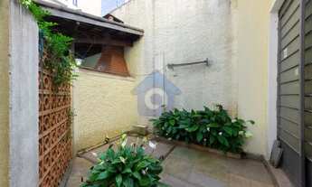 Imagem 7: A casa pode ser utilizada tanto como comercial quanto residencial com 400 metros de terren