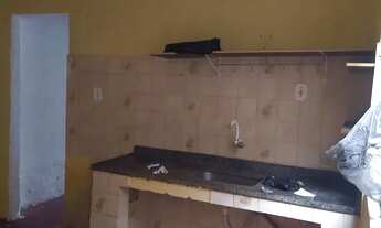 Imagem 2: Casa no porto da pedra