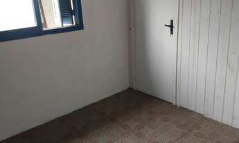 Imagem 4: ALUGO 3 cômodos+banheiro+área de serviço