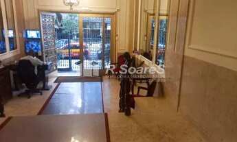 Imagem 2: Apartamento à venda em Copacabana, Posto 4, três quartos, frente, reformado