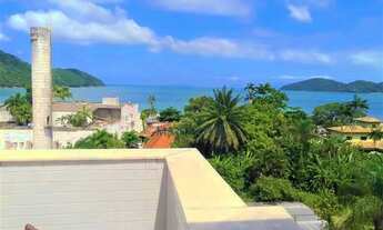 Imagem: COBERTURA DECORADA COM LINDA VISTA PARA