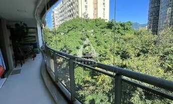 Imagem 2: SALÃO, 3 SUÍTES, LAV, COZ, DCE, 3 VAGAS ESC, INFRA TOTAL