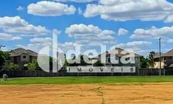 Imagem 1: Terreno disponível para Venda 900,00 m² no bairro Pampulha em Uberlândia-MG