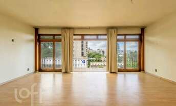 Imagem 2: Imóvel para venda tem 169 metros quadrados com 3 quartos em Bela Vista - Porto Alegre - RS