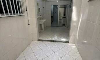 Imagem 7: Apartamento para Venda em Cabo Frio, Algodoal, 3 dormitórios, 2 suítes, 3 banheiros, 2 vag