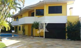 Imagem: Casa com 4 dorm.(sendo que 02 são suítes)