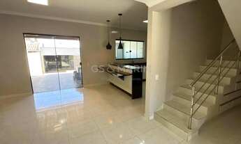 Imagem 4: Casa com 3 Quartos e Lazer Privativo à Venda no Terras de Santana II