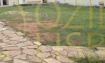 Imagem 3: LOTE 800m² NASCENTE 20m DE FRENTE 100% PLANO MURADO COM CASA SIMPLES CONDOMÍNIO RUA 10 VIC