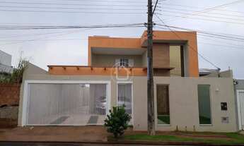 Imagem: SOBRADO COM PISCINA E GARAGEM AMPLA