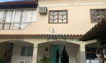 Imagem: Sobrado para venda com 240 metros quadrados