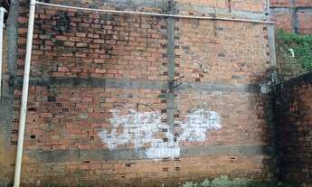 Imagem 3: Casa em fase de contrução