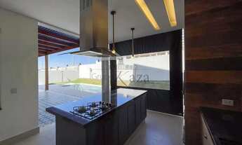 Imagem 4: Oportunidade - Casa em Condomínio - Urbanova - Condomínio Monte Carlo - 4 Dormitórios - 33