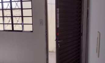 Imagem 2: Aluguel Kitnet 1/4 e 2/4 espaço motos