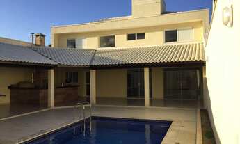 Imagem 2: Belíssimo sobrado à venda. Vila Bandeirantes. Araçatuba-SP Excelente localização.