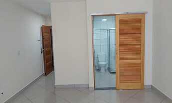 Imagem 2: Apto Centro, amplo, sol, reformadíssimo, Rua 16 de março, excelente preço - Petrópolis - R