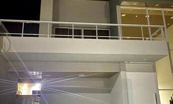 Imagem 2: Sobrado em condomínio - 159 m2 quadrados com 3 suites