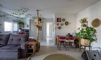 Imagem 6: Apartamento para aluguel e venda possui 79 metros quadrados com 2 quartos