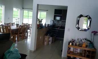 Imagem 4: Casa em terras de Santa Cristina V