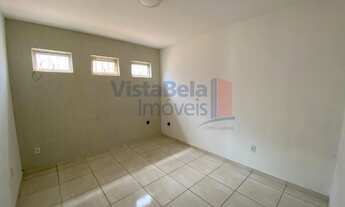 Imagem 2: A Vista Bela Imóveis apresenta essa casa para locação no Bairro Flor do Vale, próximo ao S