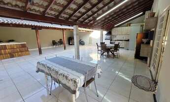 Imagem: Ampla e pratica! Riquíssima em armários!