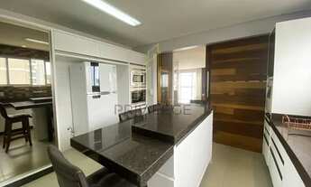 Imagem 7: Cobertura para Venda em Itajaí, Fazenda, 3 dormitórios, 3 suítes, 5 banheiros, 2 vagas