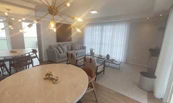 Imagem 4: R1-Belissima Cobertura com 4 DORM sendo 3 SUITES no Bairro Agronomica em Floripa