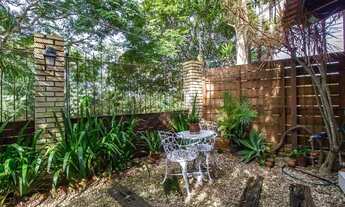 Imagem 5: Casa para Venda - 120m², 2 dormitórios, sendo 1 suites, 2 vagas - Jardim Sabará