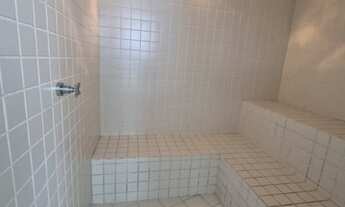 Imagem 4: Linda Casa com 4 Suites, area de lazer com piscina e churrasqueira no Alphaville Residenci