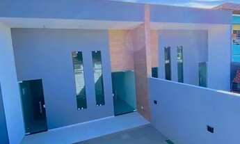 Imagem 2: Casa com 03 quartos sendo uma suíte e área de lazer com piscina