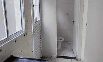 Imagem 3: Prédio novo com 4 Kitnets