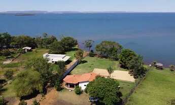 Imagem 3: Chácara beira lago