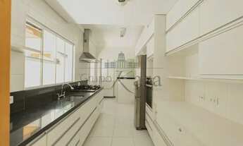 Imagem 2: Casa em Condomínio - Urbanova - Condomínio Altos da Serra VI - 4 Dormitórios - 220m²