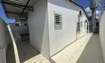 Imagem 6: Casa em Flores com 2 quartos p alugar | Residencial Fechado | Leia ok