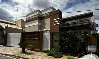 Imagem 3: Sobrado para aluguel possui 400 metros quadrados com 3 quartos em Santa Rosa - Cuiabá - MT