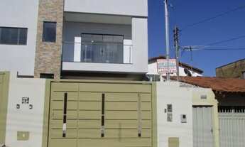 Imagem: Casa sobrado com 3 quartos - Bairro Conjunto