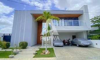 Imagem: Casa de alto padrão com piscina à venda