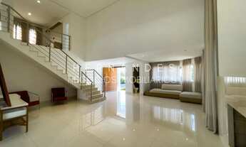 Imagem 11: Casa de Luxo em Condomínio no Alphaville, Santana de Parnaíba-SP: 4 quartos, 2 suítes, 3 s