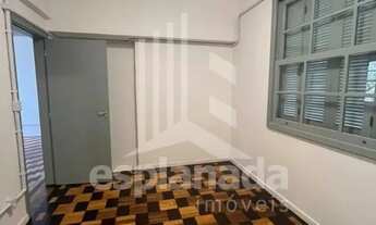 Imagem 7: Apartamento recém-reformado, amplo e bem arejado, localizado em uma das regiões mais desej