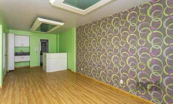 Imagem: Sala comercial no Menino Deus desocupada