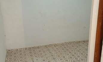 Imagem 3: Aluga e vende Casa com 2 dormitórios