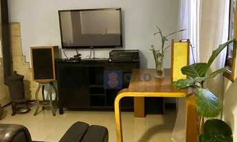 Imagem 7: Encante-se com esta charmosa casa de vila. Um imóvel que combina espaço, conforto e elegân