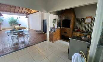 Imagem: Casa à Venda na Região do Jardim Imperador