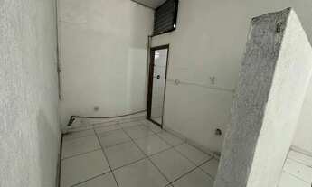 Imagem 5: Excelente Loja na Estrada do Cachamorra