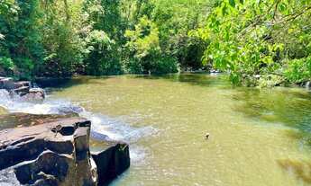 Imagem 3: Sítio com belíssima Cachoeira