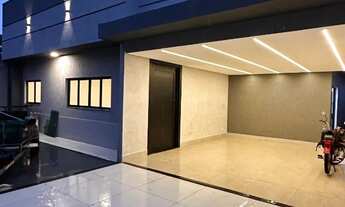 Imagem: Casa Térrea Reformada à Venda - Residencial